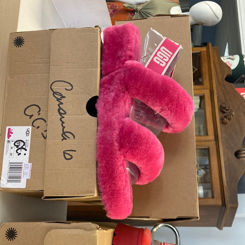 Ugg sandals brand new never worn